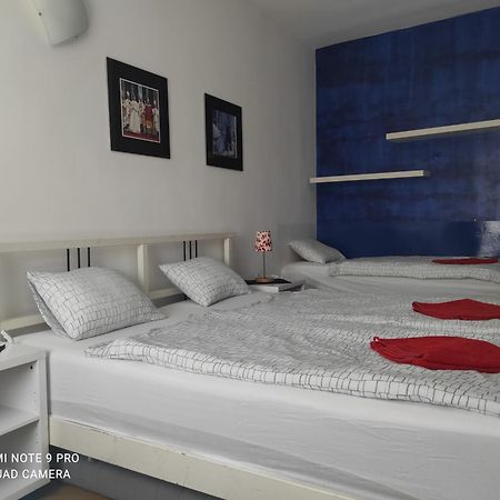 Apartment Maximilian Bratislava Exteriör bild