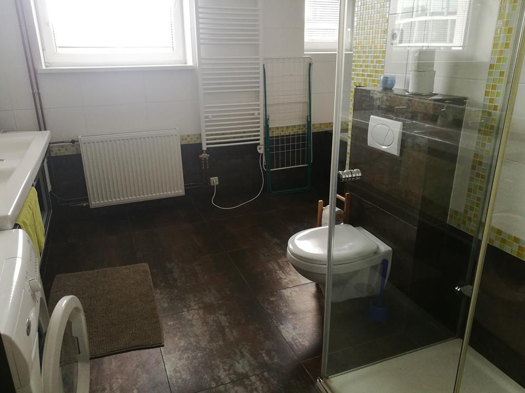 Apartment Maximilian Bratislava Exteriör bild