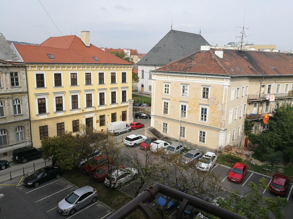 Apartment Maximilian Bratislava Exteriör bild